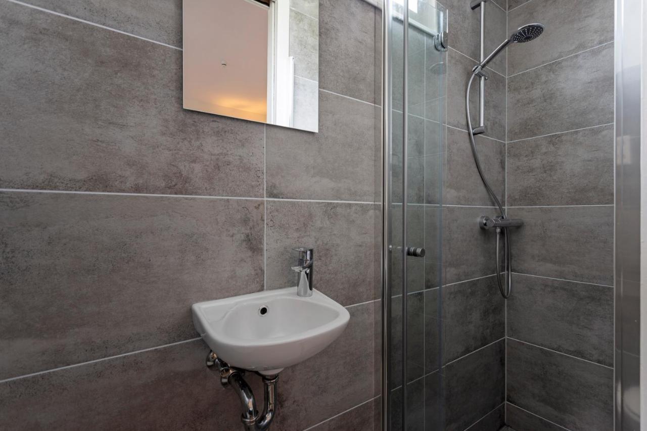 Studio Baarn With Patio, Airco, Pantry, Bedroom, Bathroom, Privacy - Amsterdam, Utrecht Экстерьер фото
